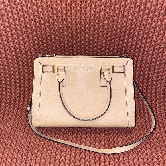 Michael Kors Handbags - Michael Kors Purse